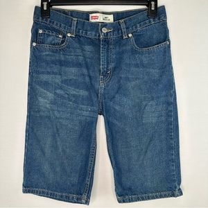 Boys Levi’s jean capris